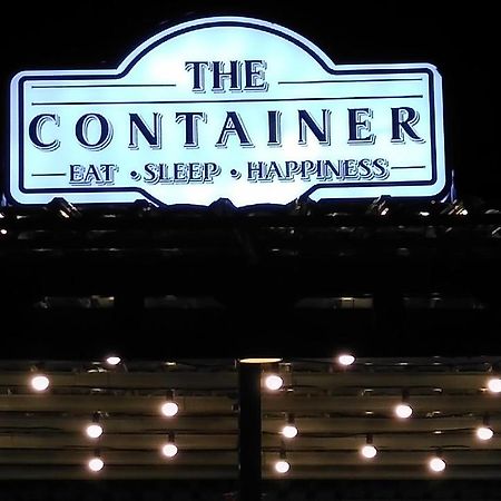 Hotel The Container Labuan Bajo Exterior foto